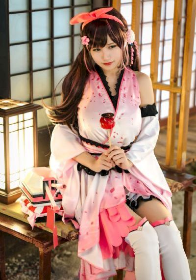 日韩美女翘臀图片_1080P天堂在线