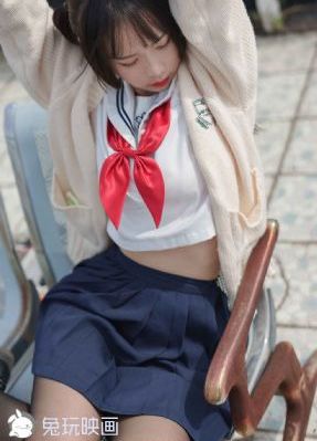日韩精品综合丝袜制服_1080P电影全集观看
