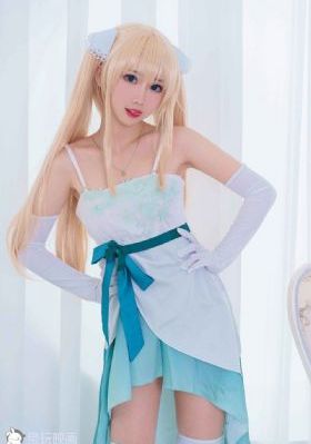 亚洲精品久久久日韩美女极品_蓝光电影在线看
