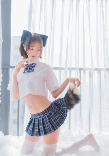 欧美风衣外套品牌排行_BD英语全集免费观看
