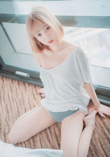 国产长发美女直播_蓝光手机在线看