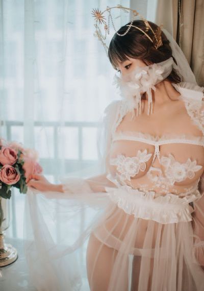 性感女装欧美春秋_BD英语高清视频播放