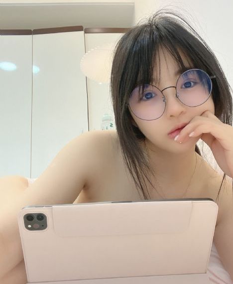 国产精品一区二区av久草_BD韩语全集免费播放
