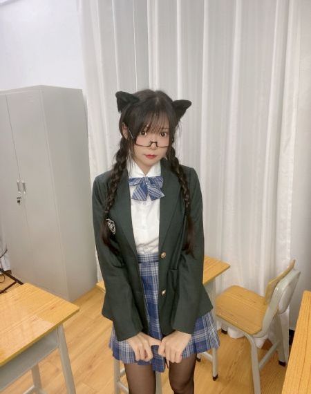 欧美一2卡三4卡_BD高清欧美在线观看